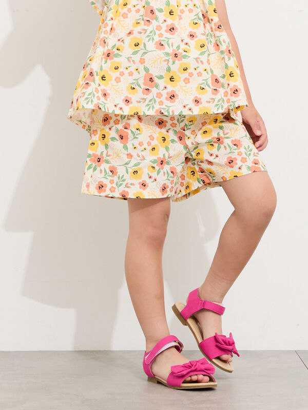 セール】 ☆花柄ショートパンツ(セットアップ可)（オフホワイト