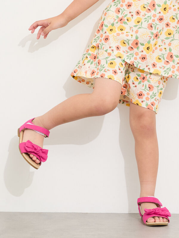 セール】 ☆花柄ショートパンツ(セットアップ可)（オフホワイト