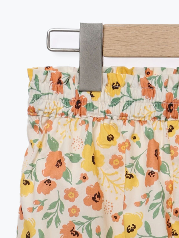 140・150】花柄ショートパンツ(セットアップ可)（オフホワイト