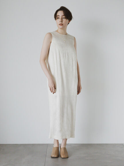 【JAPAN FABRIC】リンクルアセテートサテンワンピース《2025summer catalog item》（オフホワイト）｜Te chichi CLASSIC（テチチ クラシック）通販