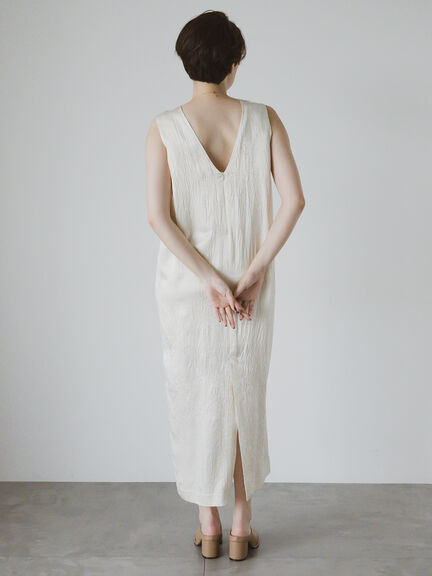 【JAPAN FABRIC】リンクルアセテートサテンワンピース《2025summer catalog item》（オフホワイト）｜Te chichi CLASSIC（テチチ クラシック）通販