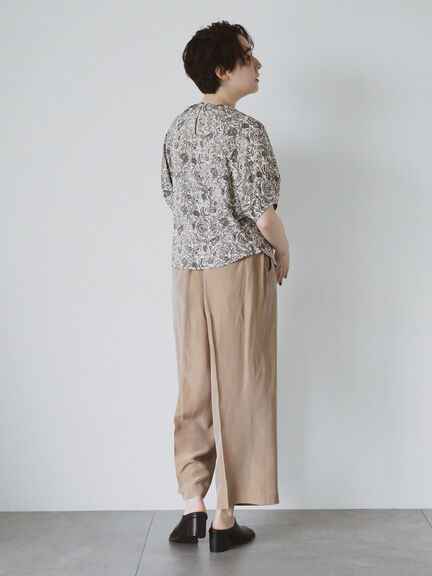 エシカルシャンブレーイージーワイドパンツ（セットアップ可）（接触冷感）《2025summer catalog item》（ベージュ）｜Te chichi CLASSIC（テチチ クラシック）通販