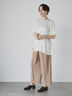 【JAPAN FABRIC】リンクルアセテートサテンペプラムブラウス《2025summer catalog item》（オフホワイト）｜Te chichi CLASSIC（テチチ クラシック）通販