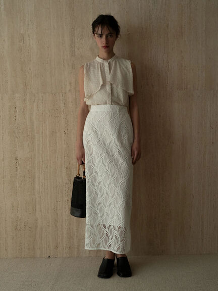 【JAPAN FABRIC】箔ドットジャガードラッフルヨークブラウス《2025summer catalog item》（ベージュ）｜Te chichi CLASSIC（テチチ クラシック）通販