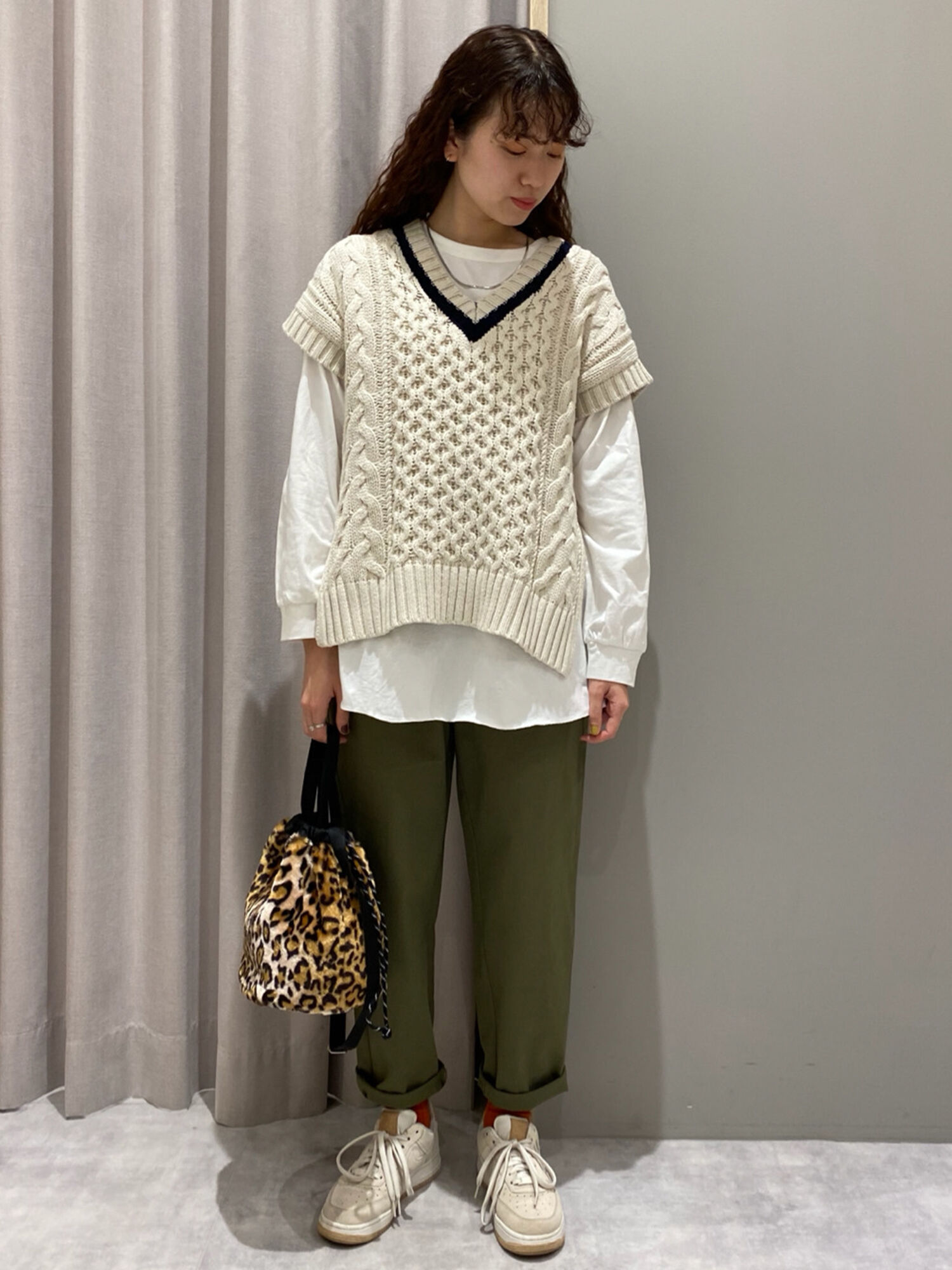 セール チルデンニットベスト オフホワイト モカ ネイビー トップス Melan Cleuge Women メランクルージュ ウィメン 公式通販