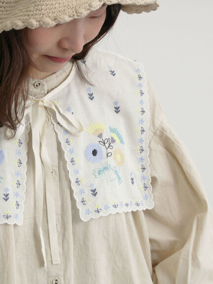 【WEB限定 Sサイズ】刺繍襟付き鉱物顔料染めワンピース（オフホワイト/ピンク/ベージュ）｜TSUHARU by Samansa Mos2（ツハルバイサマンサモスモス）通販