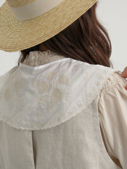 【WEB限定 Sサイズ】刺繍襟付き鉱物顔料染めワンピース（オフホワイト/ピンク/ベージュ）｜TSUHARU by Samansa Mos2（ツハルバイサマンサモスモス）通販