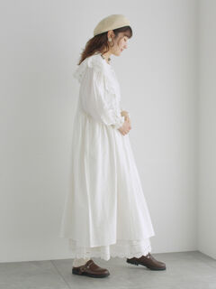 TSUHARUbySamansaMos　パーツレース刺繍ワンピース　Sサイズ パーツレース刺繍ワンピース（オフホワイト/チャコールグレー