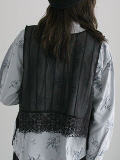 新品⭐︎ TSUHARU by SM2 チュール前後着裾レースベスト　ブラック 美品 TSUHARU by SM2 チュール前後着裾レースベスト ブラック