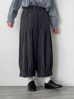 セール】 コットンジャカード製品染め裾フリルパンツ