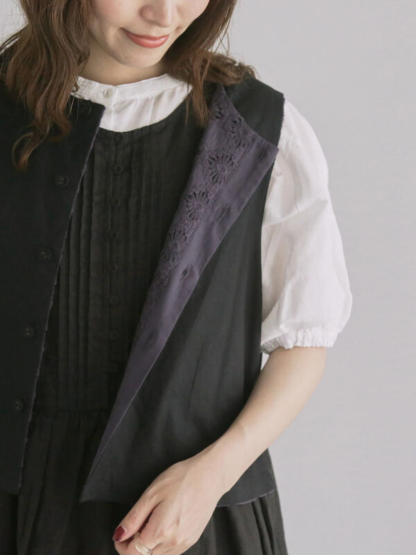 ☆TSUHARU ツハル SOLD OUT レース×綿リバーシブルベスト 生成