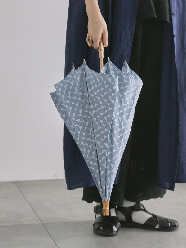 WEB限】三角模様の晴雨兼用日傘（グレー/ベージュ/ブルー/雑貨/その他