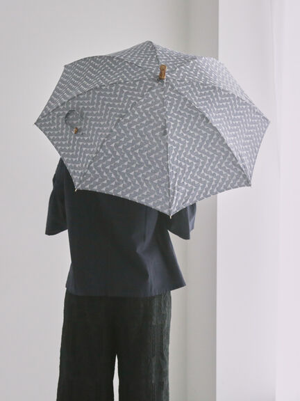 【WEB限】三角模様の晴雨兼用日傘（グレー/ベージュ/ブルー）｜TSUHARU by Samansa Mos2（ツハルバイサマンサモスモス）通販
