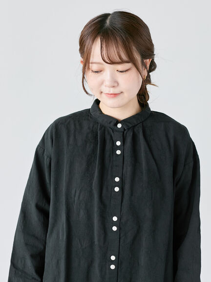 【WEB限定】コットンジャカード製品染めブラウス（グレー/ブラック/キナリ）｜TSUHARU by Samansa Mos2（ツハルバイサマンサモスモス）通販