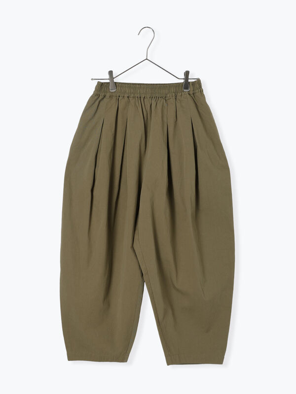 天日干し風加工】タックギャザーパンツ（チャコールグレー/ベージュ