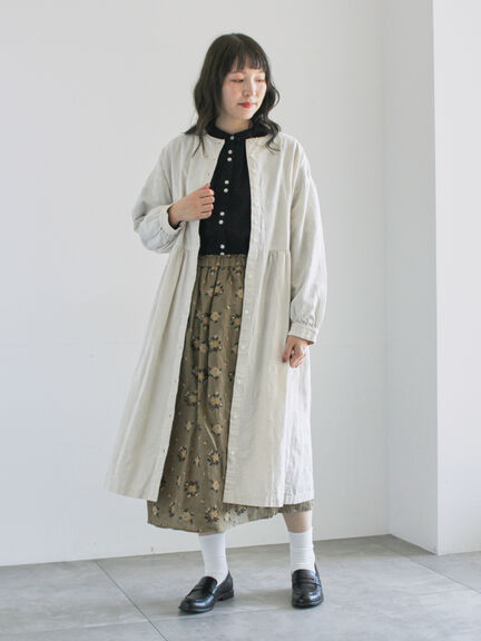 ローズ柄総刺繍スカート（ブラック/オリーブ）｜TSUHARU by Samansa Mos2（ツハルバイサマンサモスモス）通販