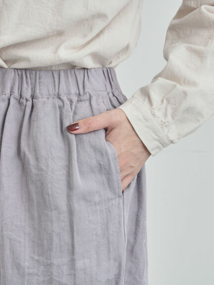 コットンジャカードコクーンパンツ（オフホワイト/グレー/ブラック）｜TSUHARU by Samansa Mos2（ツハルバイサマンサモスモス）通販