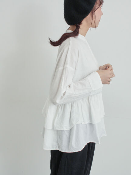 綿麻平織り製品染めティアードブラウス（オフホワイト/グレー/ブラック）｜TSUHARU by Samansa Mos2（ツハルバイサマンサモスモス）通販