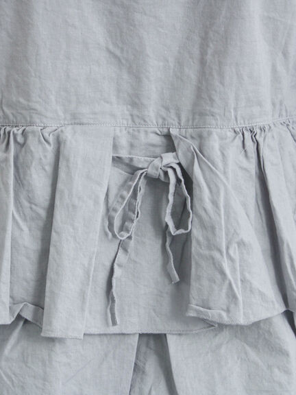 綿麻平織り製品染めティアードブラウス（オフホワイト/グレー/ブラック）｜TSUHARU by Samansa Mos2（ツハルバイサマンサモスモス）通販