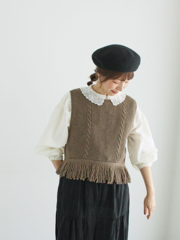 編み立て襟レースブラウス（オフホワイト/ブラック/ベージュ/トップス