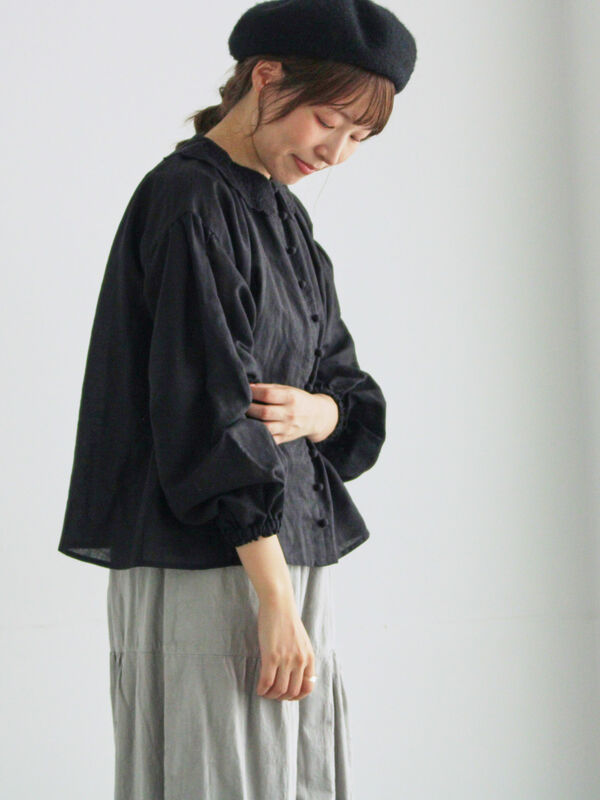 編み立て襟レースブラウスオフホワイト 編み立て襟レースブラウス（オフホワイト/ブラック/ベージュ/トップス