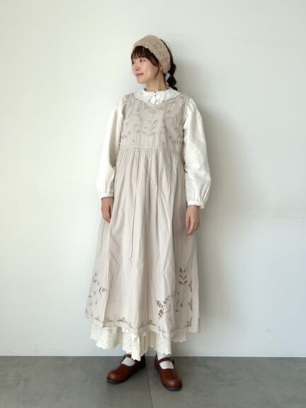 【WEB限定 Sサイズ】カットワーク刺繍前後着ノースリワンピース（ブラック/ブルー/キナリ）｜TSUHARU by Samansa Mos2（ツハルバイサマンサモスモス）通販
