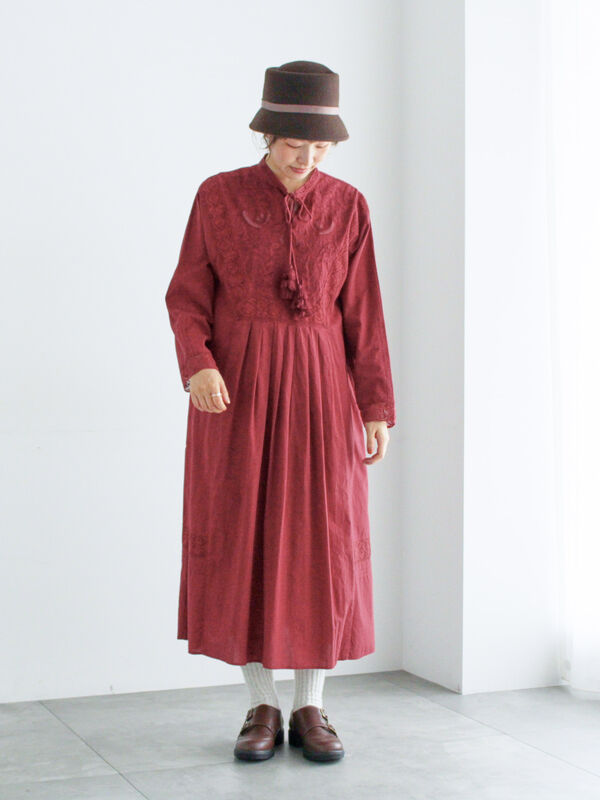 【WEB限定 Sサイズ】刺繍切替レースワンピース（ブラック/ボルドー/キナリ）｜TSUHARU by Samansa Mos2（ツハルバイサマンサモスモス）通販