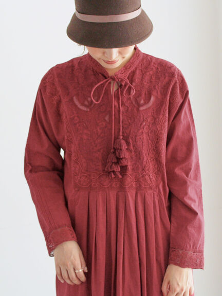 【WEB限定 Sサイズ】刺繍切替レースワンピース（ブラック/ボルドー/キナリ）｜TSUHARU by Samansa Mos2（ツハルバイサマンサモスモス）通販