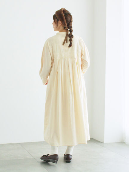 【WEB限定 Sサイズ】刺繍切替レースワンピース（ブラック/ボルドー/キナリ）｜TSUHARU by Samansa Mos2（ツハルバイサマンサモスモス）通販