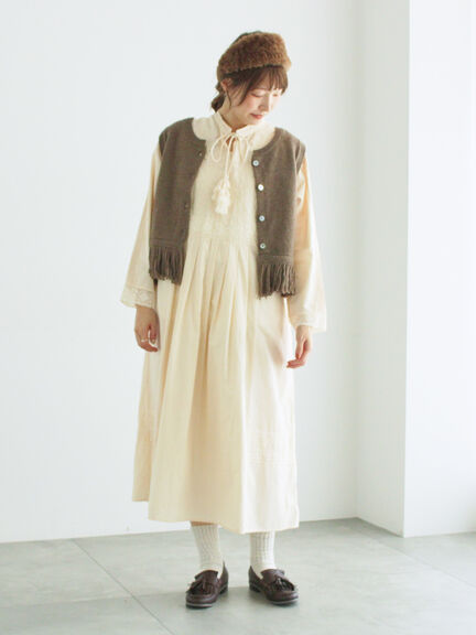 【WEB限定 Sサイズ】刺繍切替レースワンピース（ブラック/ボルドー/キナリ）｜TSUHARU by Samansa Mos2（ツハルバイサマンサモスモス）通販