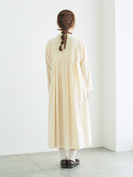 【WEB限定 Sサイズ】刺繍切替レースワンピース（ブラック/ボルドー/キナリ）｜TSUHARU by Samansa Mos2（ツハルバイサマンサモスモス）通販