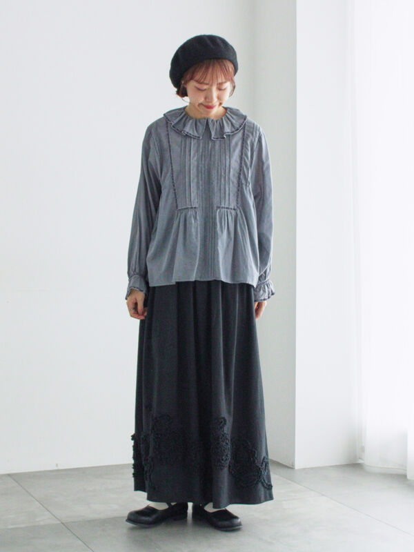 ぬぬ最終 新品未使用 TSUHARU カットワーク刺繍裾スカラップスカート カットワーク刺繍裾スカラップスカート（オフホワイト/ブラック