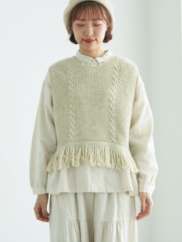 裾フリンジ前後着ニットベスト（ブラック/ベージュ/ブラウン/アウター