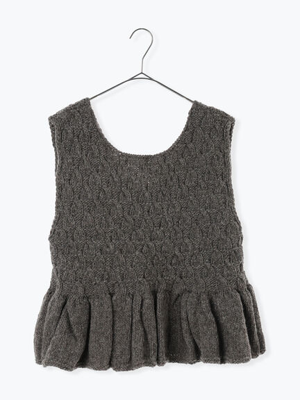 【ペルーニット】裾フリル前後着ベスト（オフホワイト/チャコールグレー）｜TSUHARU by Samansa Mos2（ツハルバイサマンサモスモス）通販