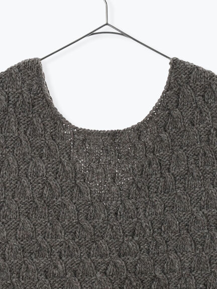 【ペルーニット】裾フリル前後着ベスト（オフホワイト/チャコールグレー）｜TSUHARU by Samansa Mos2（ツハルバイサマンサモスモス）通販