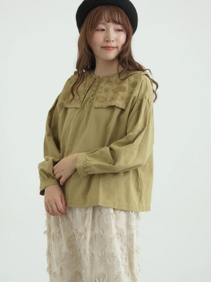 [tukuroi]綿麻ツイル刺繍ブラウス（ベージュ/ブラウン）｜TSUHARU by Samansa Mos2（ツハルバイサマンサモスモス）通販