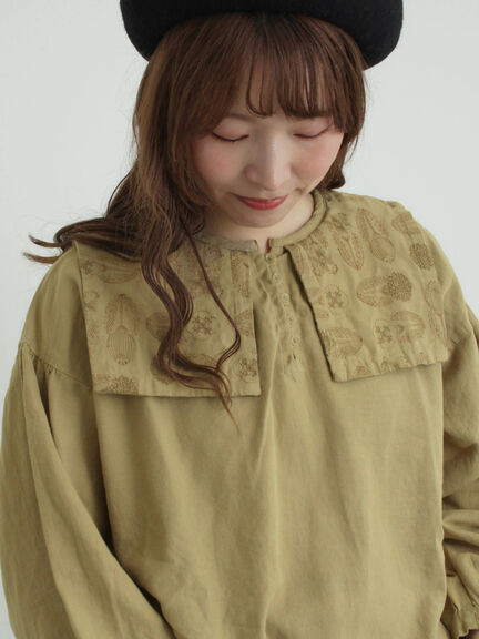 [tukuroi]綿麻ツイル刺繍ブラウス（ベージュ/ブラウン）｜TSUHARU by Samansa Mos2（ツハルバイサマンサモスモス）通販