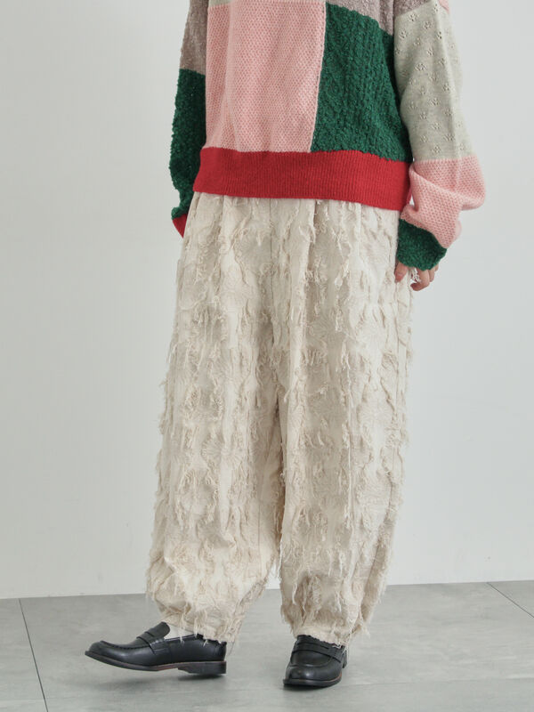 フラワー柄カットジャカードパンツ（ブラック/ベージュ）｜TSUHARU by Samansa Mos2（ツハルバイサマンサモスモス）通販