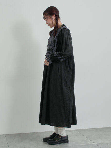 【WEB限定 Sサイズ】ドビーバテンレースワンピース（オフホワイト/ブラック/ブルー）｜TSUHARU by Samansa Mos2（ツハルバイサマンサモスモス）通販