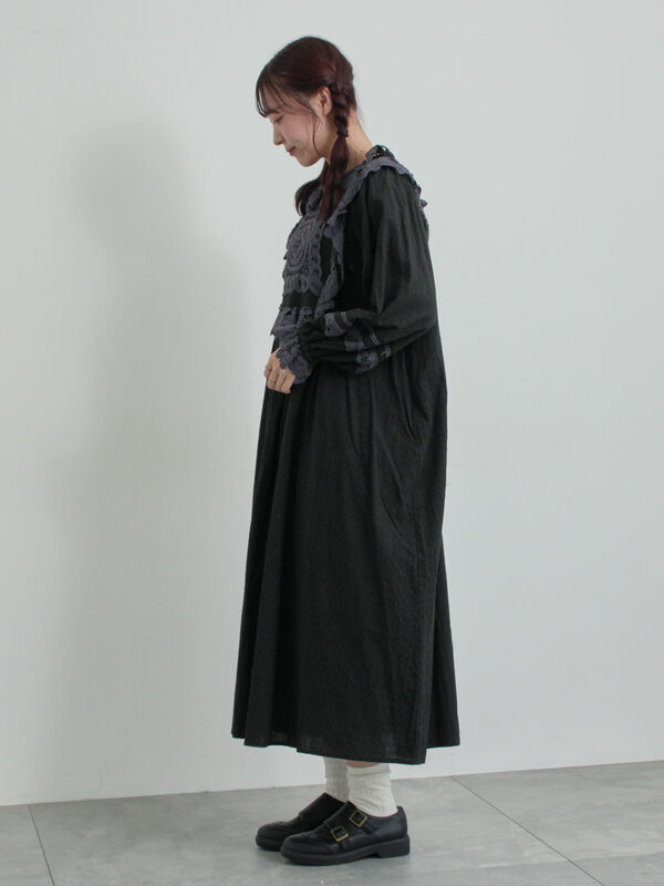 BEARDSLEY ビアズリー バテンレースリネンワンピース ブラック BEARDSLEY ビアズリー バテンレースリネンワンピース ブラック