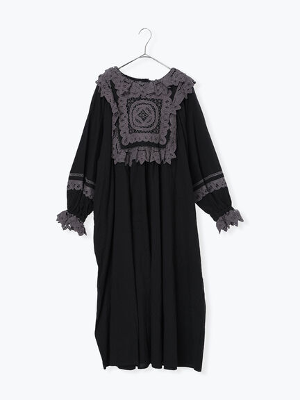 【WEB限定 Sサイズ】ドビーバテンレースワンピース（オフホワイト/ブラック/ブルー）｜TSUHARU by Samansa Mos2（ツハルバイサマンサモスモス）通販