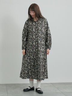 LIBERTY】Forest Wave柄パイピングワンピース（オフホワイト/グレー