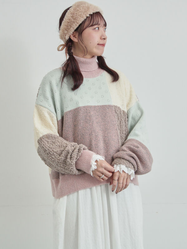 セール】 パッチワークスタンドカラーニット（ピンク/レッド/トップス