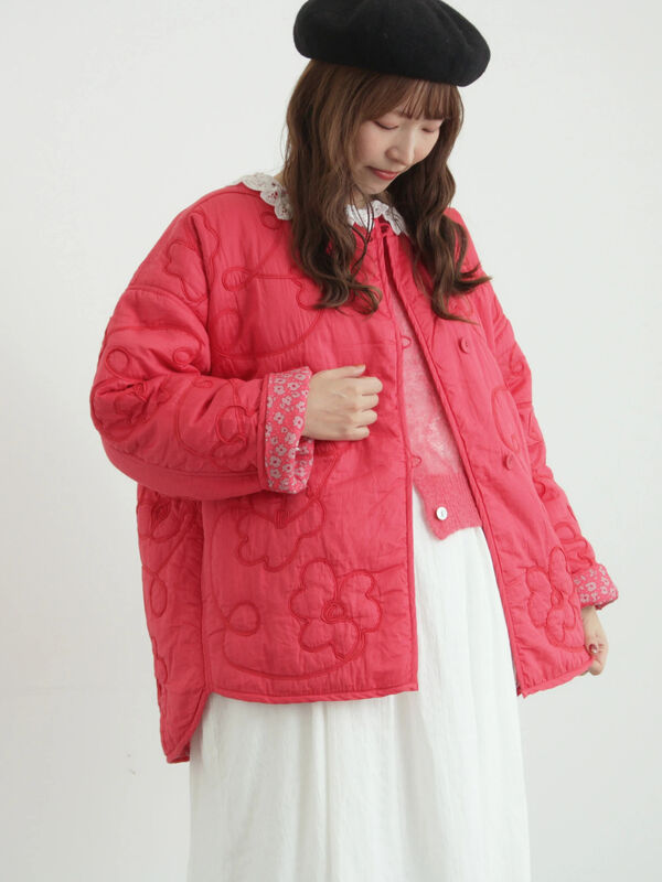 コード刺繍フラワー柄裏地キルトジャケット（ブラック/レッド/キナリ）｜TSUHARU by Samansa Mos2（ツハルバイサマンサモスモス）通販