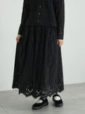 カットワーク刺繍裾スカラップスカート（ブラック）｜TSUHARU by Samansa Mos2（ツハルバイサマンサモスモス）通販