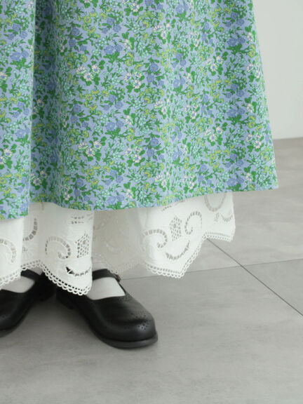 カットワーク刺繍裾スカラップスカート（オフホワイト/ブラック）｜TSUHARU by Samansa Mos2（ツハルバイサマンサモスモス）通販