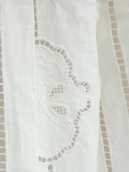 カットワーク刺繍裾スカラップスカート（オフホワイト/ブラック）｜TSUHARU by Samansa Mos2（ツハルバイサマンサモスモス）通販