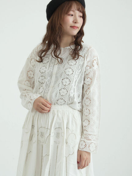 レースパッチワークセーラー襟ブラウス（オフホワイト/ブラック/ブルー）｜TSUHARU by Samansa Mos2（ツハルバイサマンサモスモス）通販