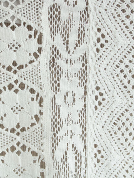 レースパッチワークセーラー襟ブラウス（オフホワイト/ブラック/ブルー）｜TSUHARU by Samansa Mos2（ツハルバイサマンサモスモス）通販