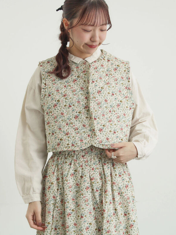 【LIBERTY】BEATRICE柄キルトベスト（ピンク）｜TSUHARU by Samansa Mos2（ツハルバイサマンサモスモス）通販